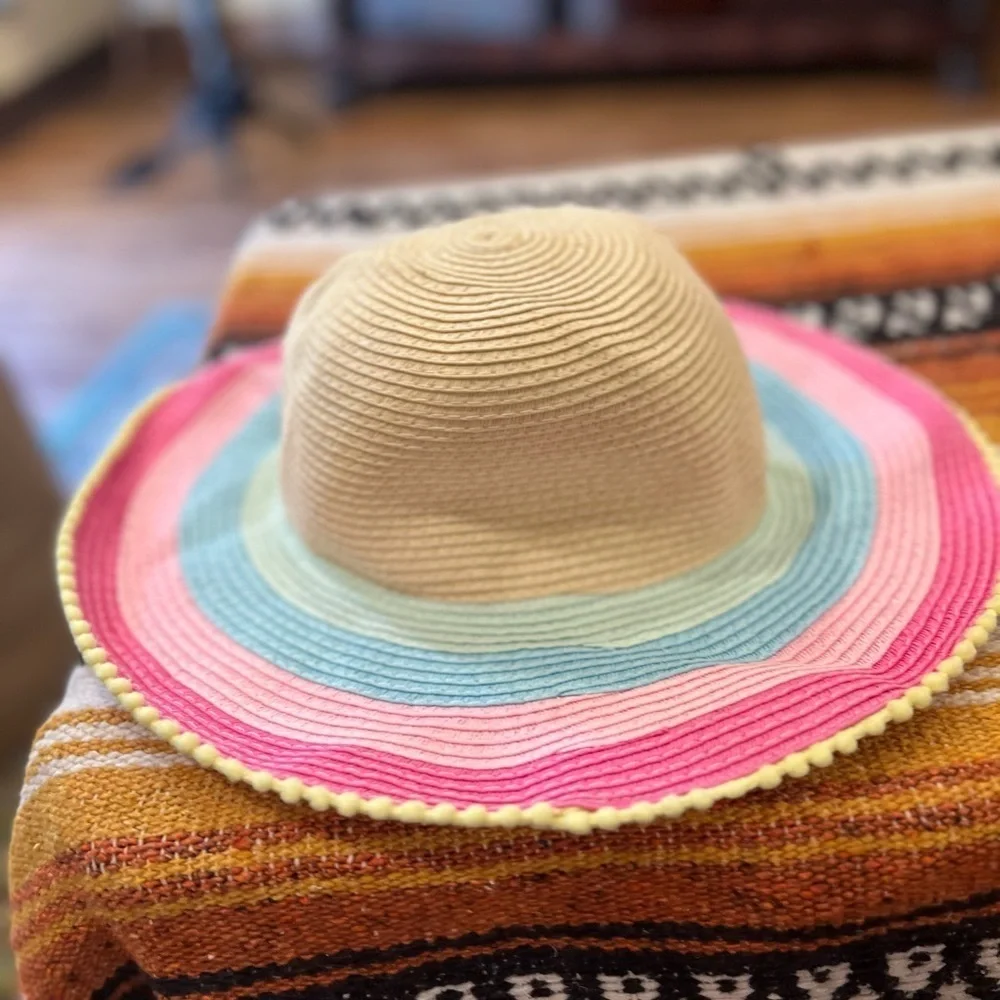Sun hat in GUC - Picture 3 of 5